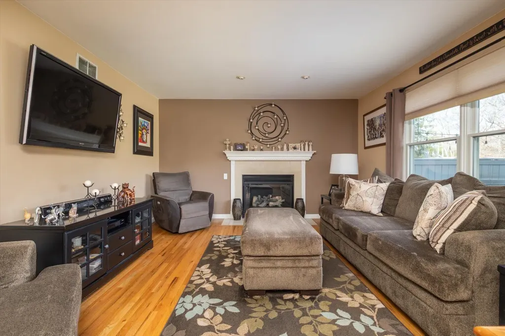 37 Wills Avenue Mastic NY 11950