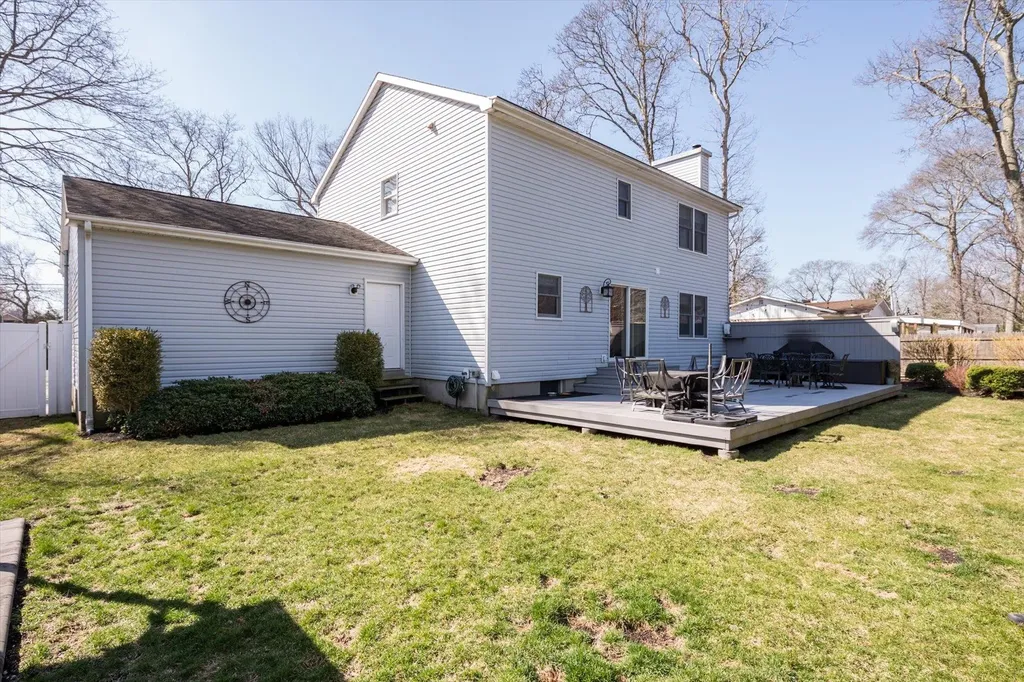 37 Wills Avenue Mastic NY 11950