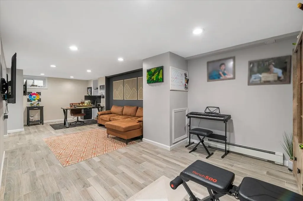166 N 3rd Street Bethpage NY 11714