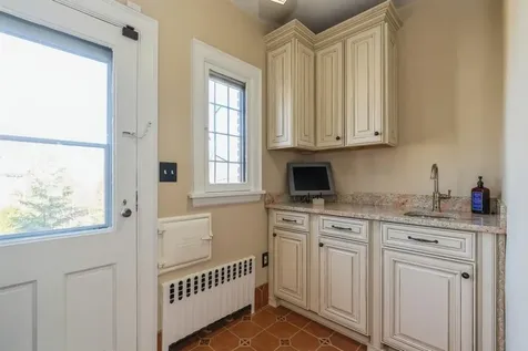 17 Forbes Boulevard Eastchester NY 10709