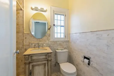 17 Forbes Boulevard Eastchester NY 10709