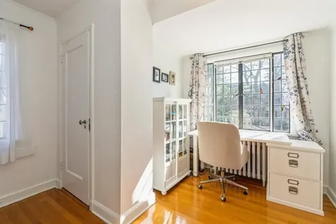 17 Forbes Boulevard Eastchester NY 10709