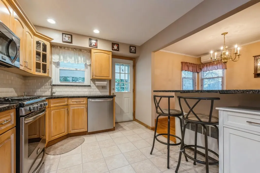 3574 Sarah Drive Wantagh NY 11793