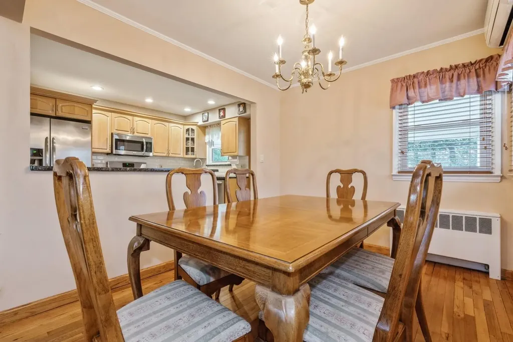 3574 Sarah Drive Wantagh NY 11793
