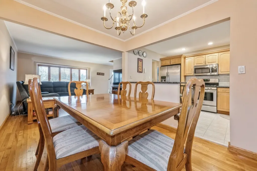 3574 Sarah Drive Wantagh NY 11793