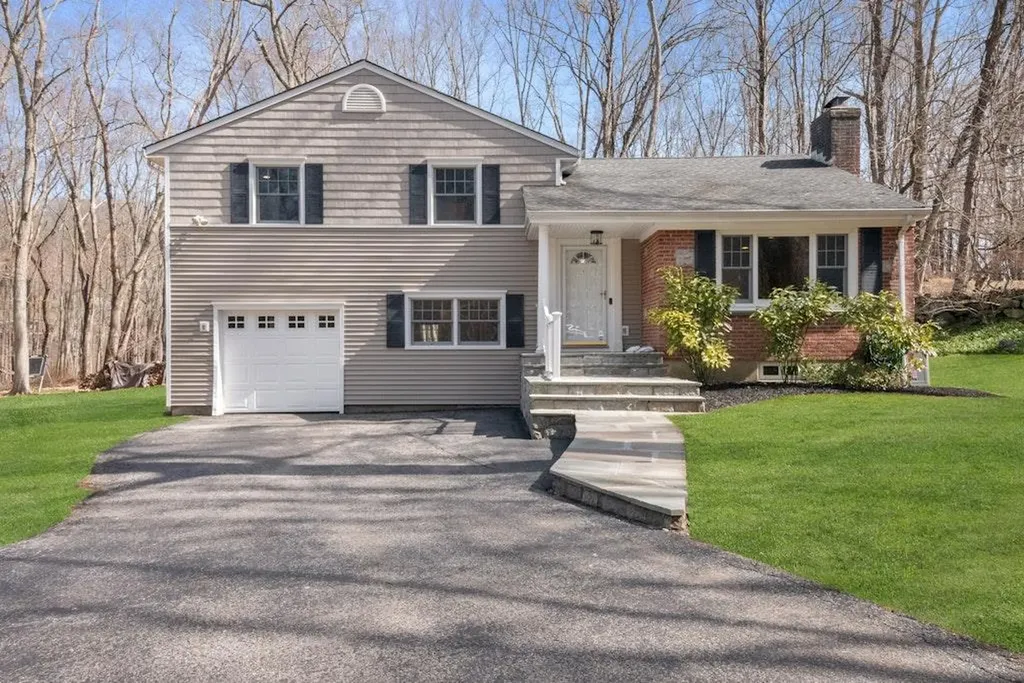 19 Bittersweet Lane Mount Kisco NY 10549