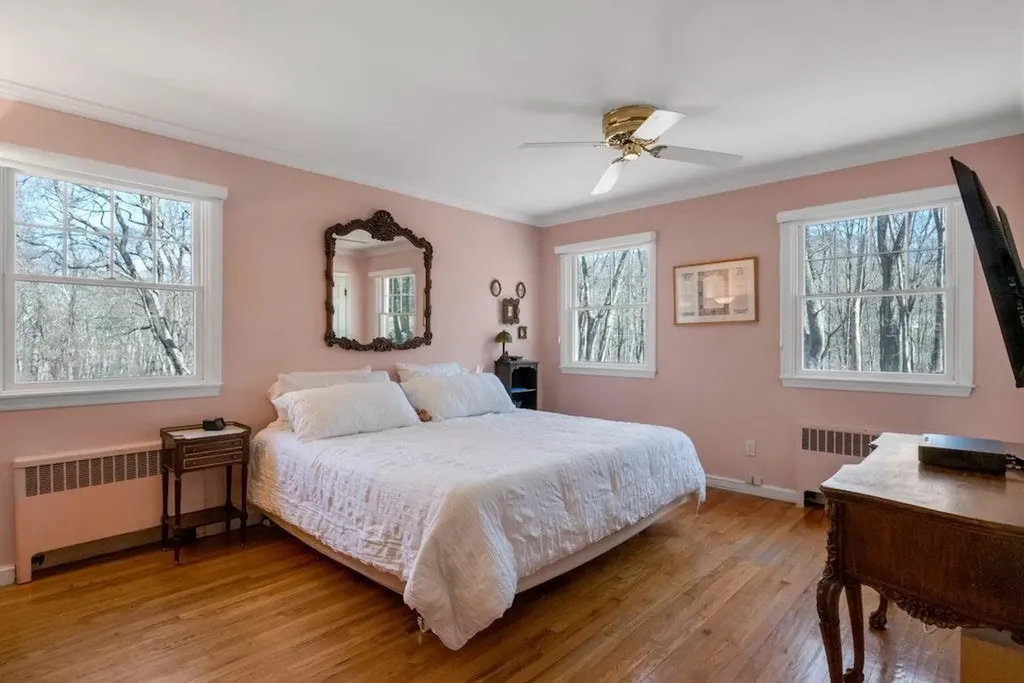 19 Bittersweet Lane Mount Kisco NY 10549