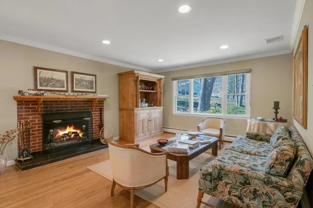 19 Bittersweet Lane Mount Kisco NY 10549