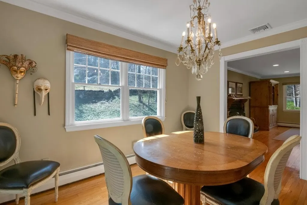 19 Bittersweet Lane Mount Kisco NY 10549
