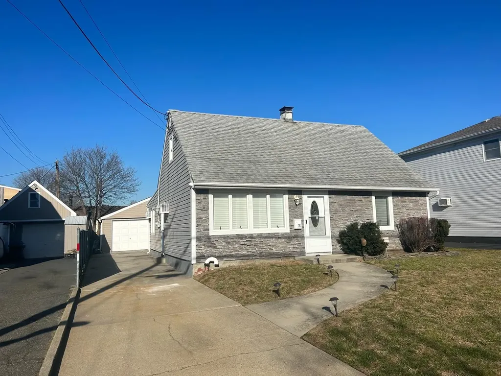 635 Barnes Avenue Baldwin NY 11510