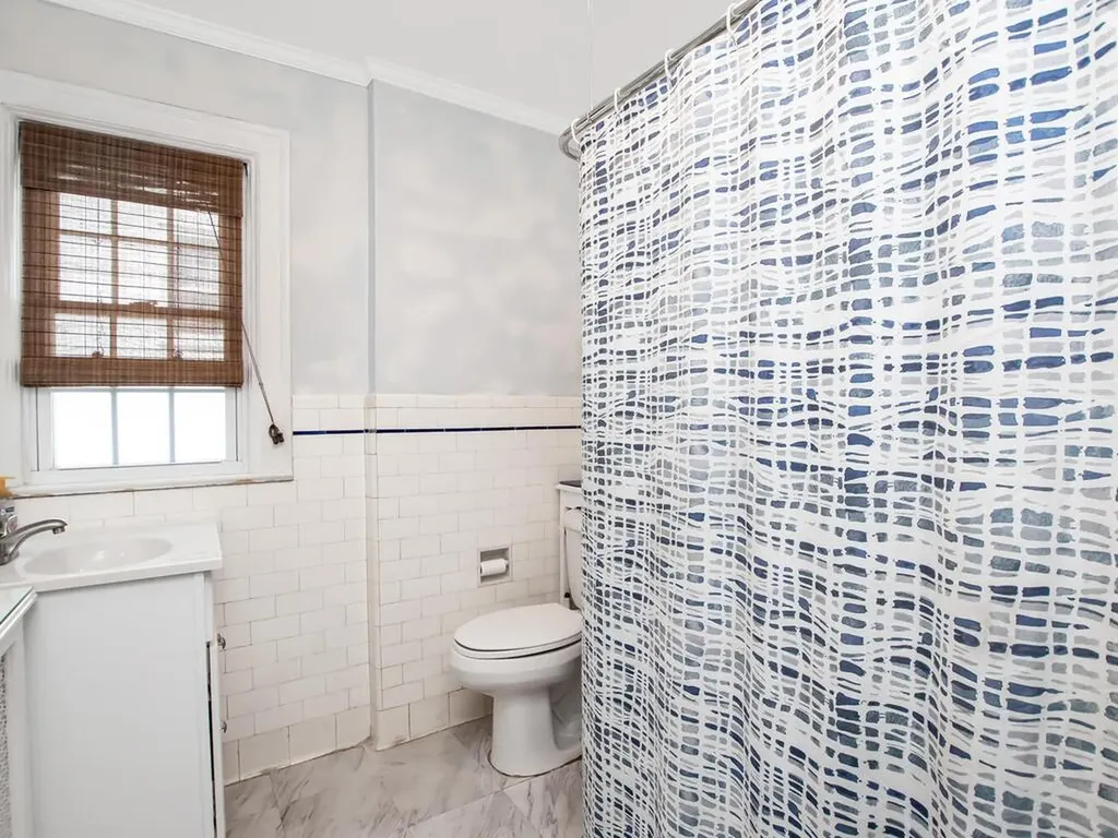34 Kinross Place Yonkers NY 10703