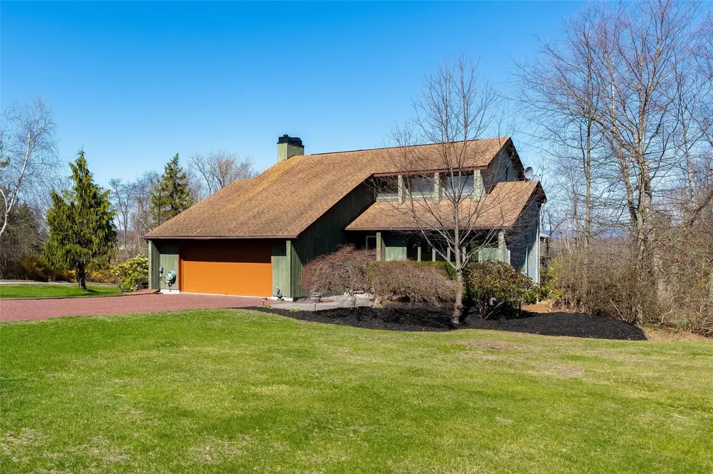 41 Clearview Circle East Fishkill NY 12533