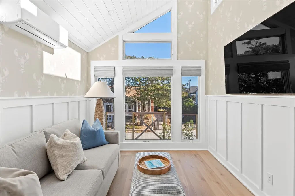 64 Bungalow Walk Ocean Beach NY 11770