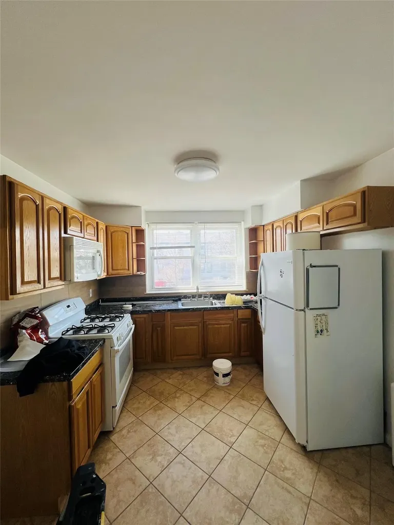 1830 Parkview Avenue Bronx NY 10461