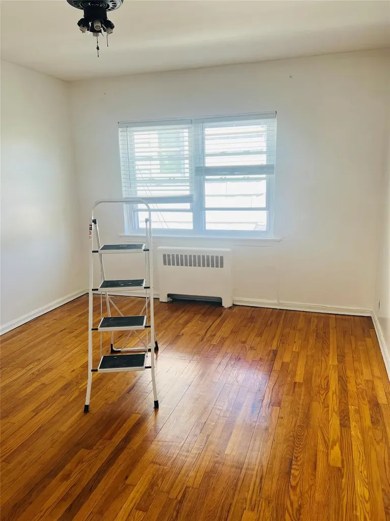 1830 Parkview Avenue Bronx NY 10461