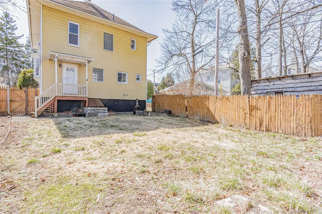 4 Fairmont Street Poughkeepsie NY 12601