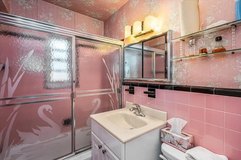 144-55 Melbourne Avenue Flushing NY 11367