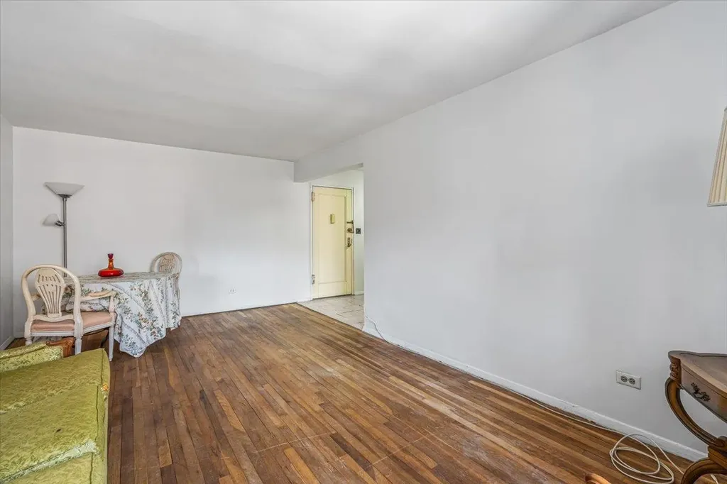 144-55 Melbourne Avenue Flushing NY 11367