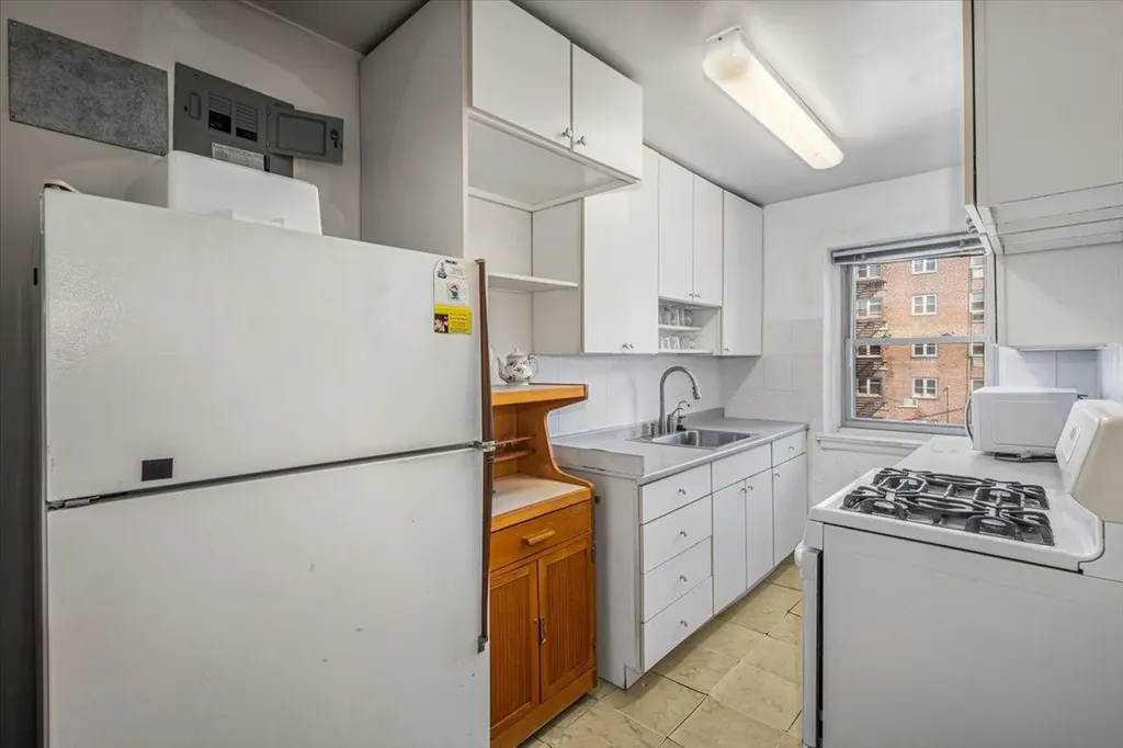 144-55 Melbourne Avenue Flushing NY 11367