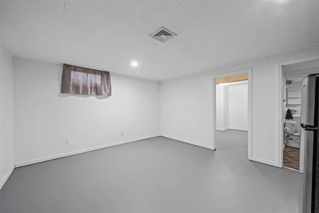 16 Robertson Drive Middletown NY 10940