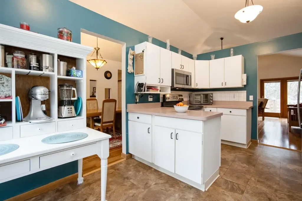 12 Red Oak Lane Fishkill NY 12524