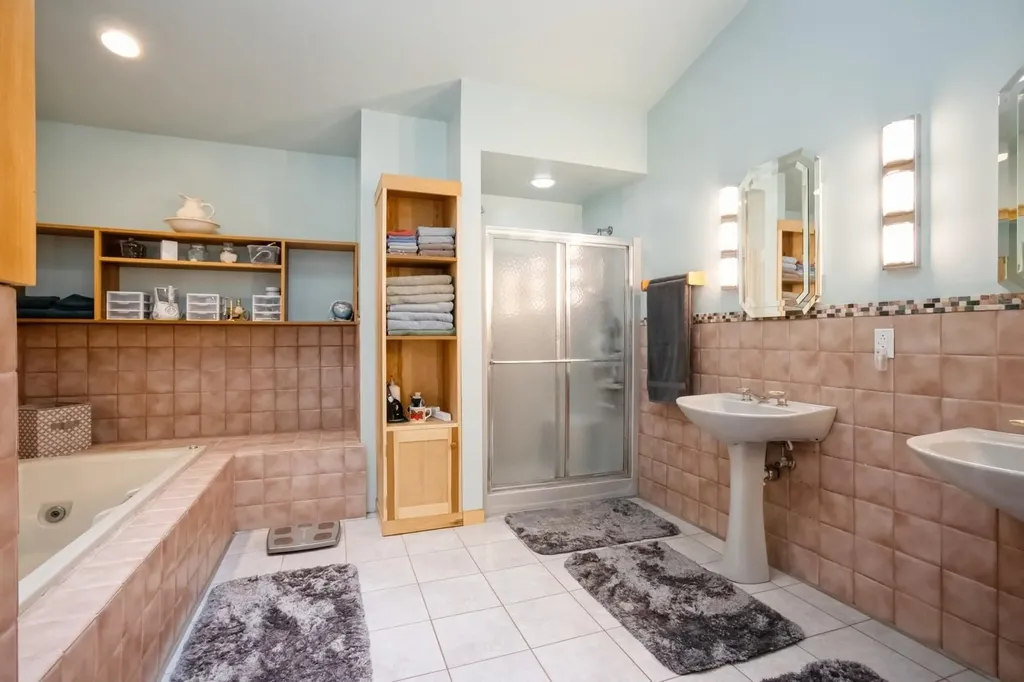 12 Red Oak Lane Fishkill NY 12524