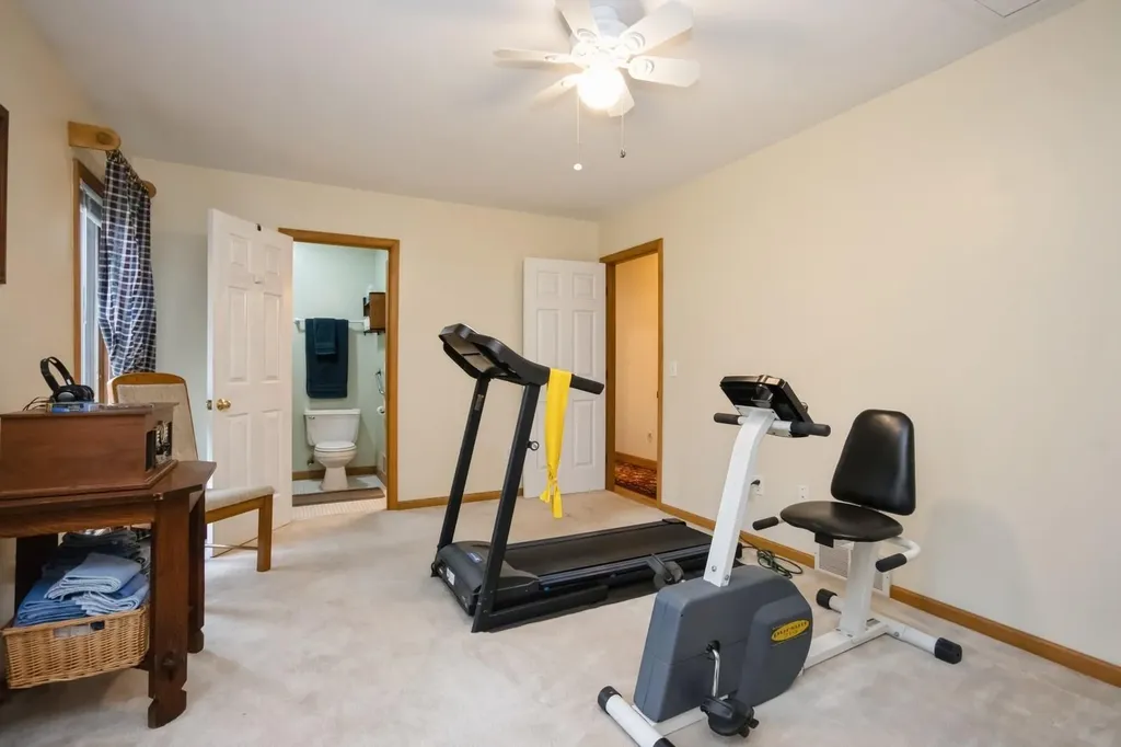 12 Red Oak Lane Fishkill NY 12524