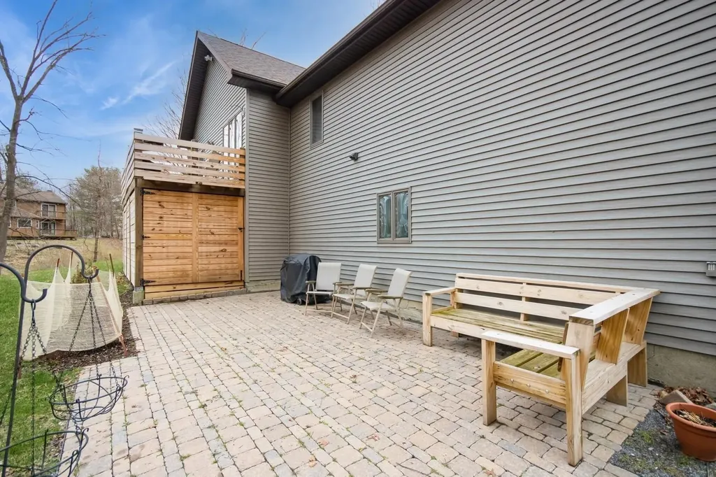 12 Red Oak Lane Fishkill NY 12524