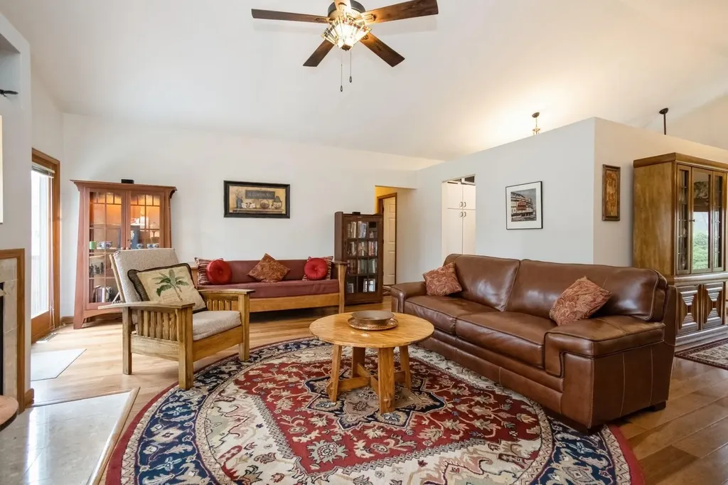 12 Red Oak Lane Fishkill NY 12524