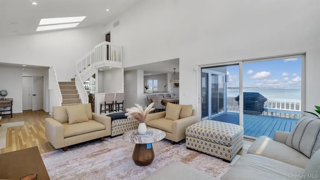 552 Dune Road Westhampton NY 11977