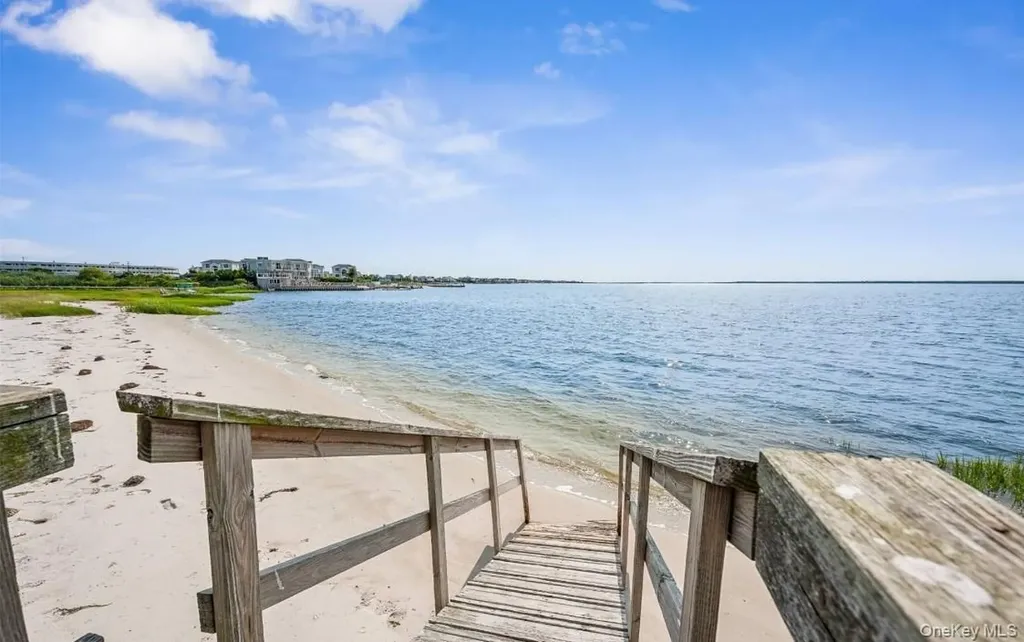 552 Dune Road Westhampton NY 11977