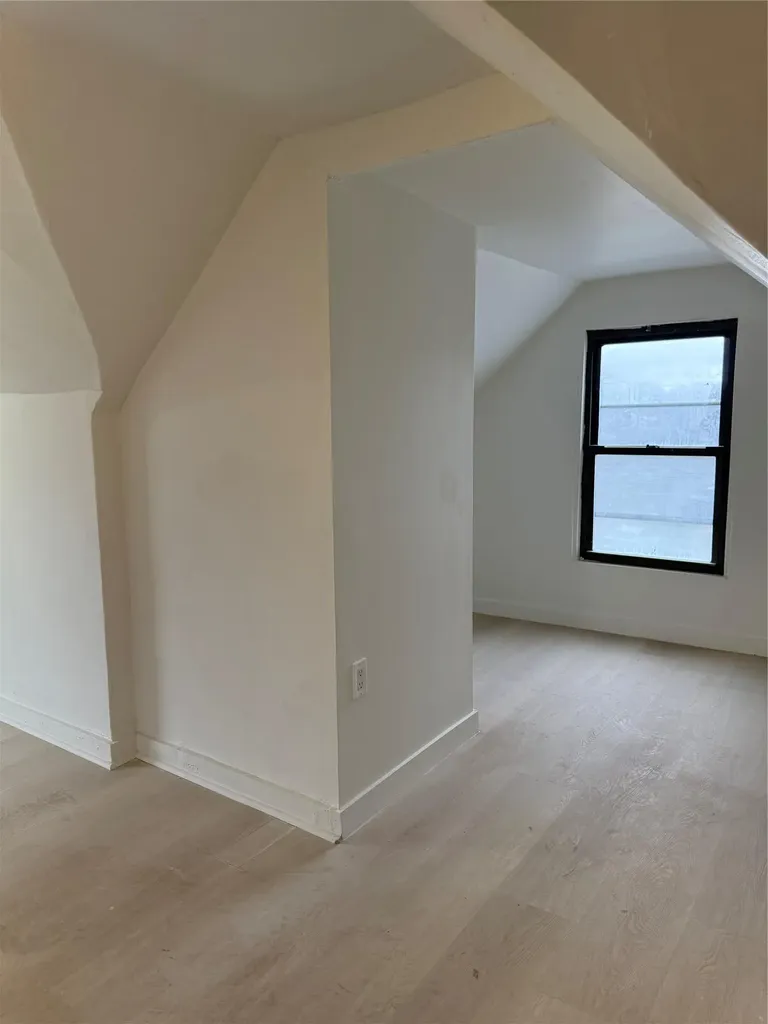 3301 146th Street Flushing NY 11354
