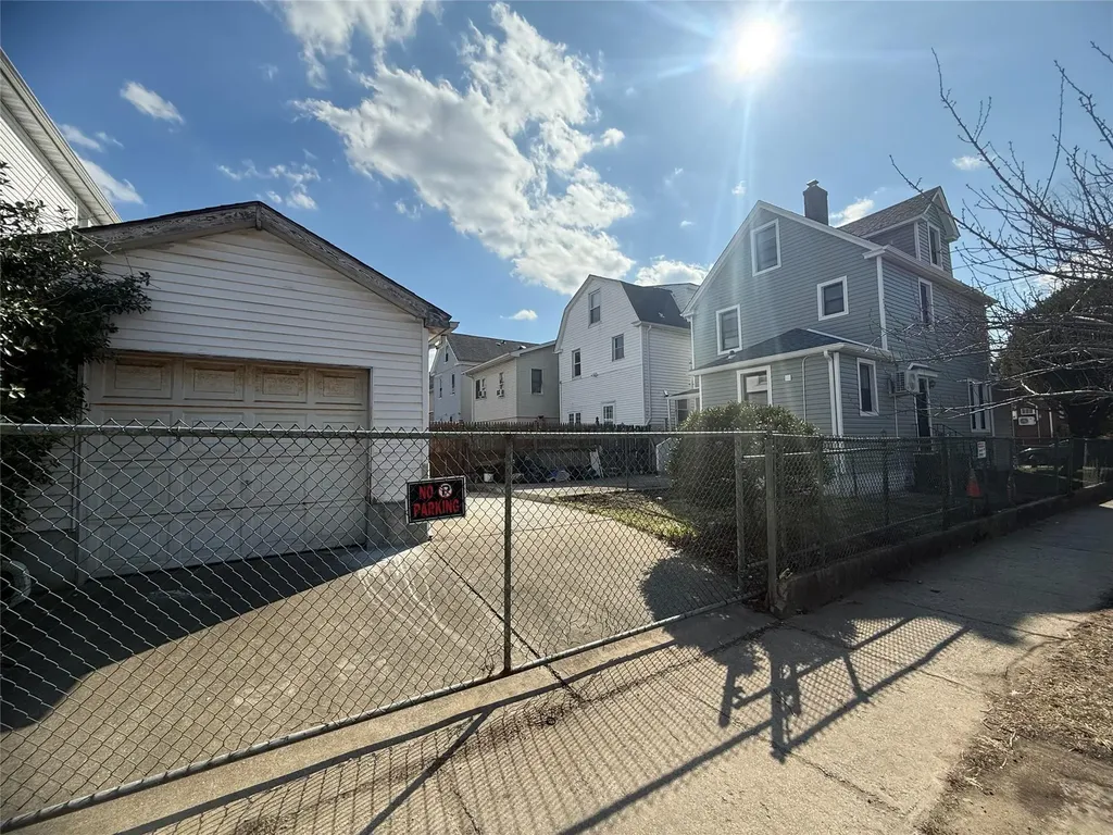 3301 146th Street Flushing NY 11354