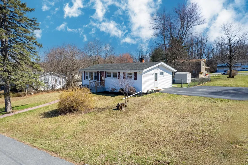 9 Kearney Drive New Windsor NY 12553