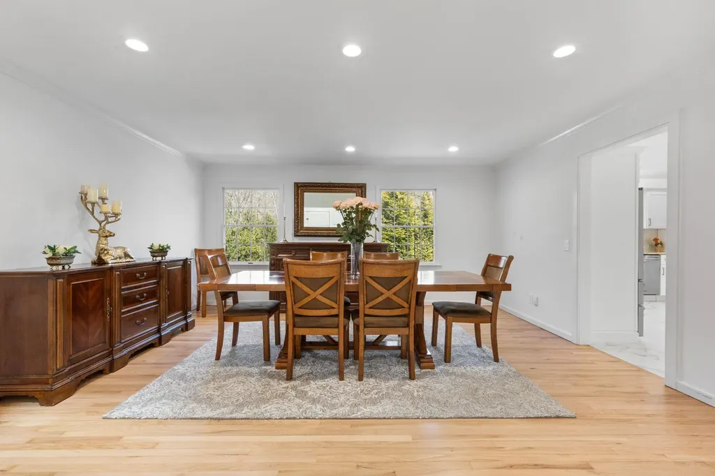 2 Apple Orchard Lane Bedford NY 10506