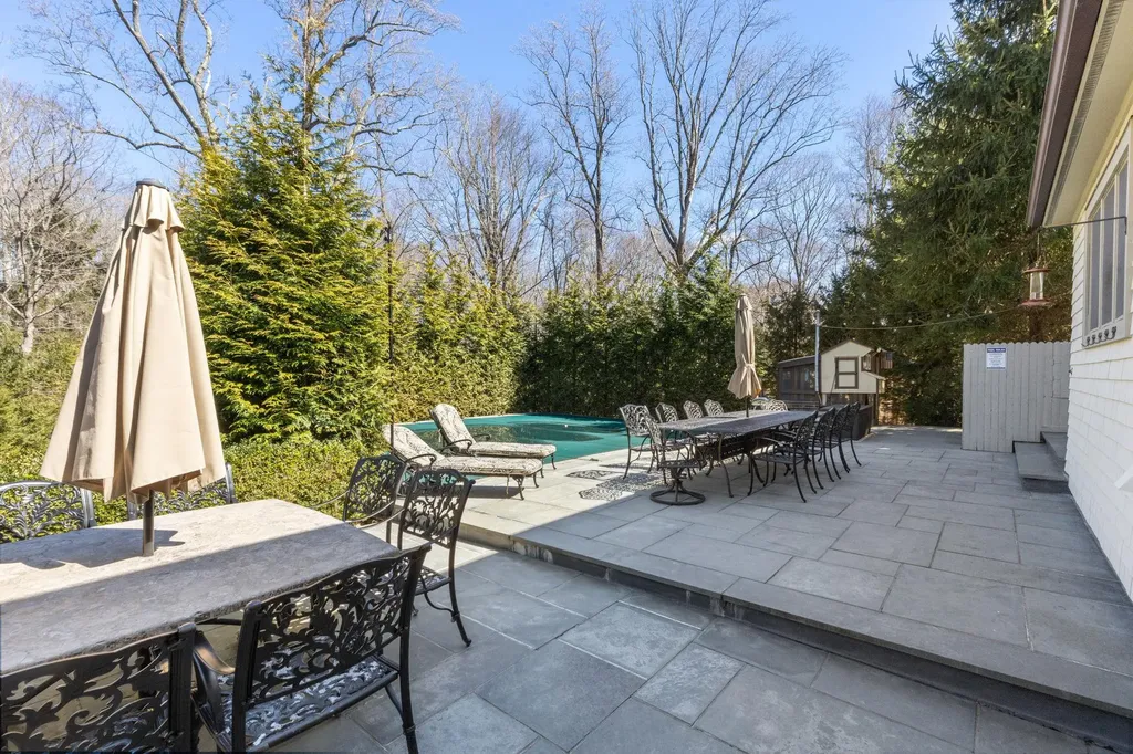 2 Apple Orchard Lane Bedford NY 10506