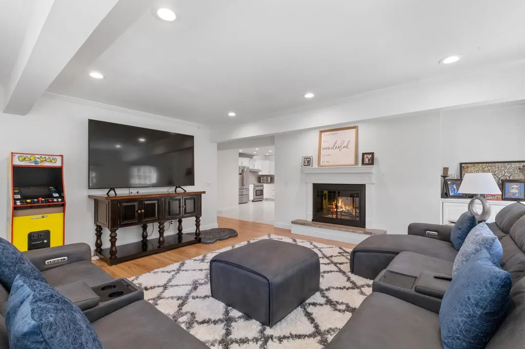 2 Apple Orchard Lane Bedford NY 10506