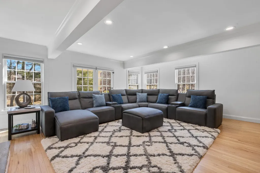 2 Apple Orchard Lane Bedford NY 10506