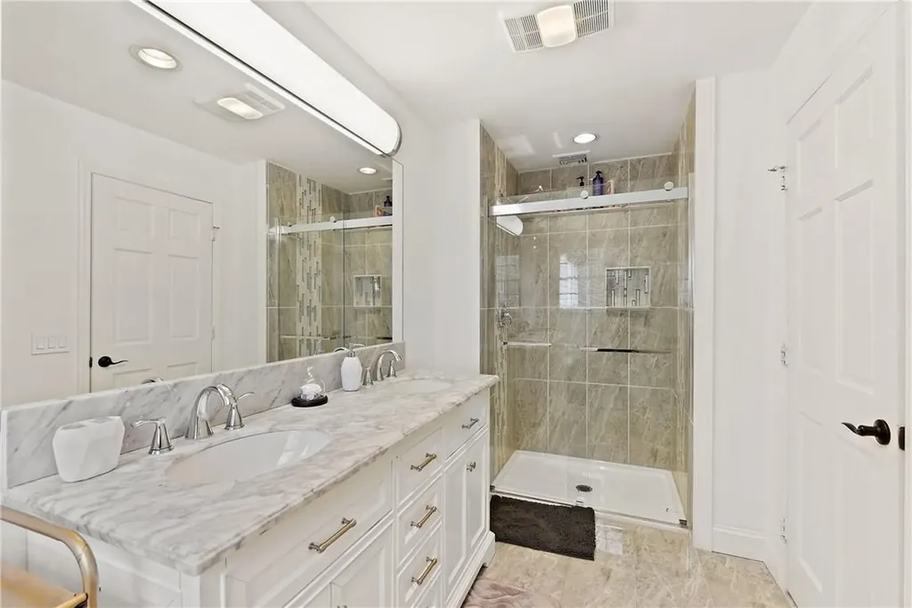 2 Apple Orchard Lane Bedford NY 10506