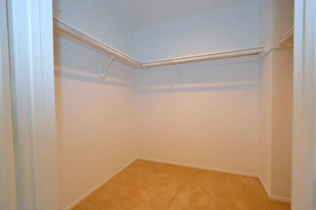63 Northgate Circle Melville NY 11747