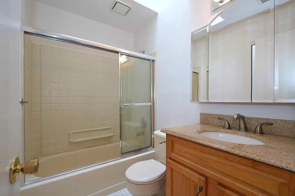 63 Northgate Circle Melville NY 11747