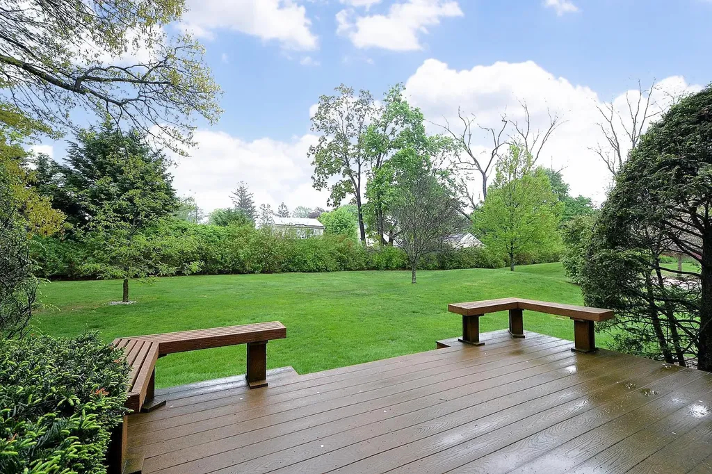 63 Northgate Circle Melville NY 11747