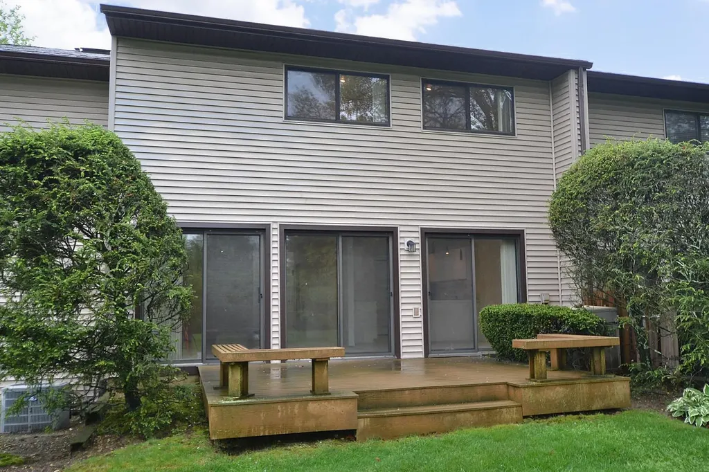 63 Northgate Circle Melville NY 11747