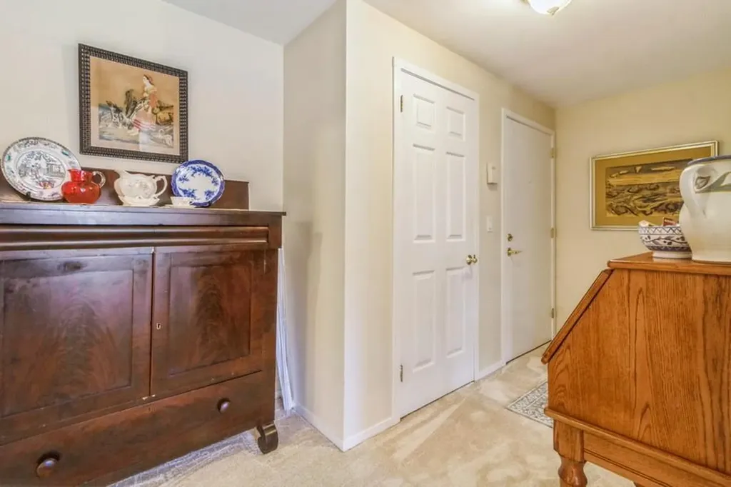 802 Holly Stream Court Brewster NY 10509