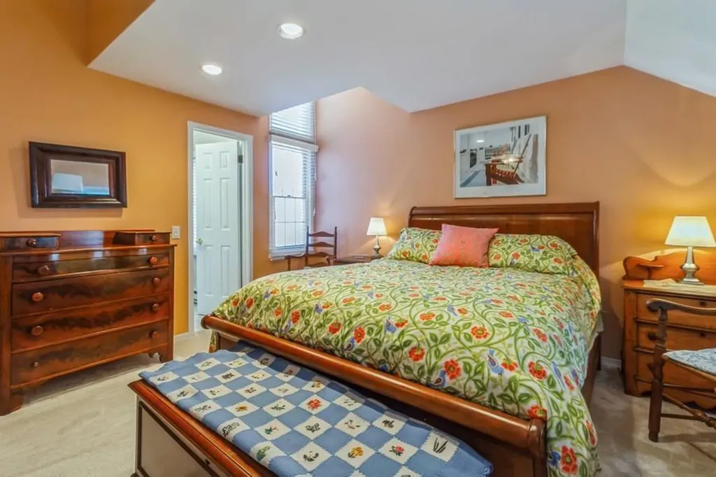 802 Holly Stream Court Brewster NY 10509