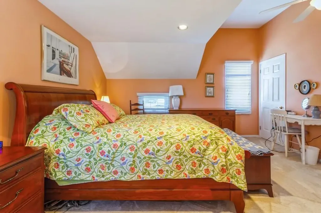 802 Holly Stream Court Brewster NY 10509