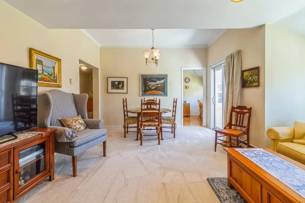 802 Holly Stream Court Brewster NY 10509