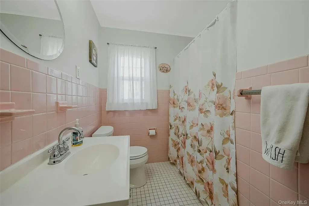 425 Old Shipyard Lane Southold NY 11971