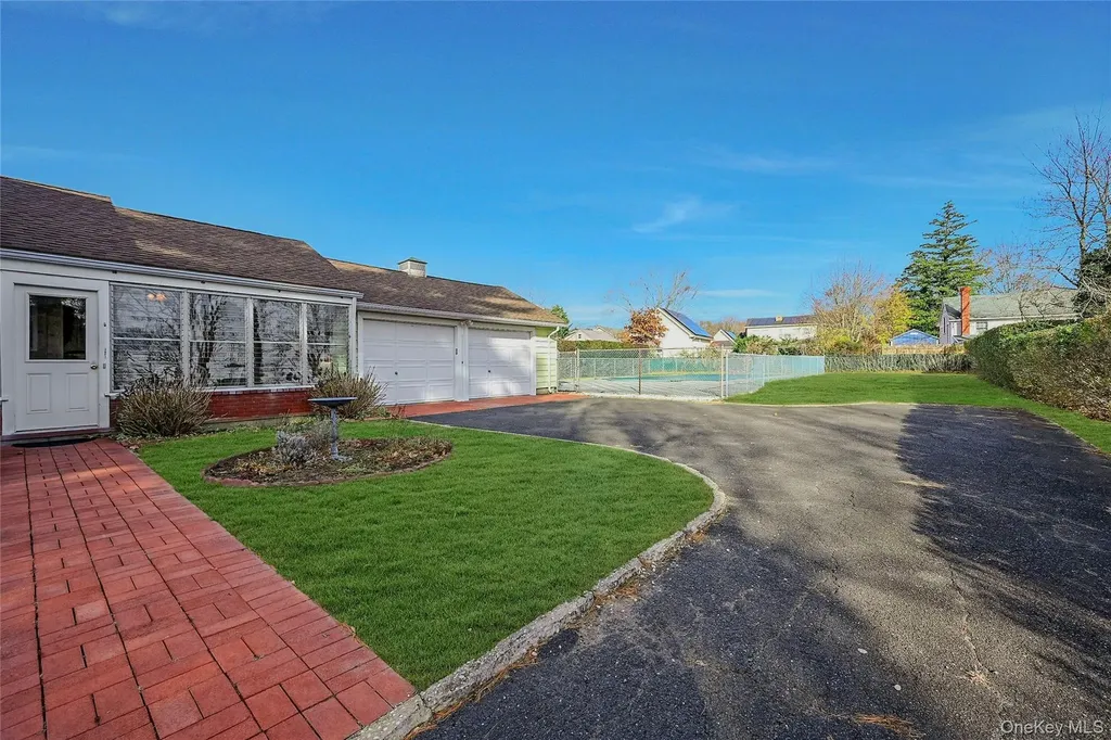425 Old Shipyard Lane Southold NY 11971