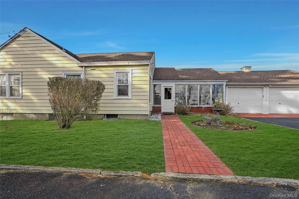 425 Old Shipyard Lane Southold NY 11971